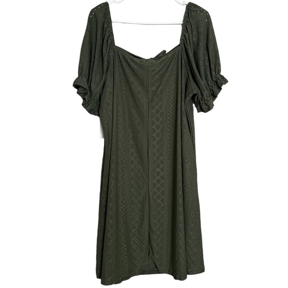 NWT | Vibe | Olive Green Eyelet Dress | Size 2X - Picture 3 of 8